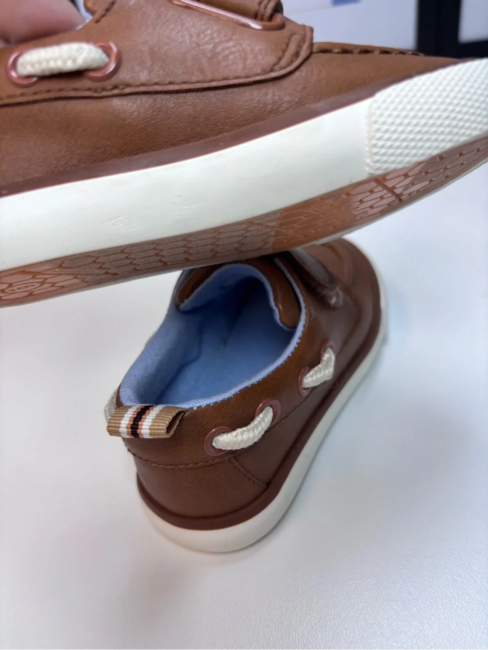 Cat & Jack Cognac Brown and White Kids Slip-On “Boat Shoe” Sneakers NWOT Size 6